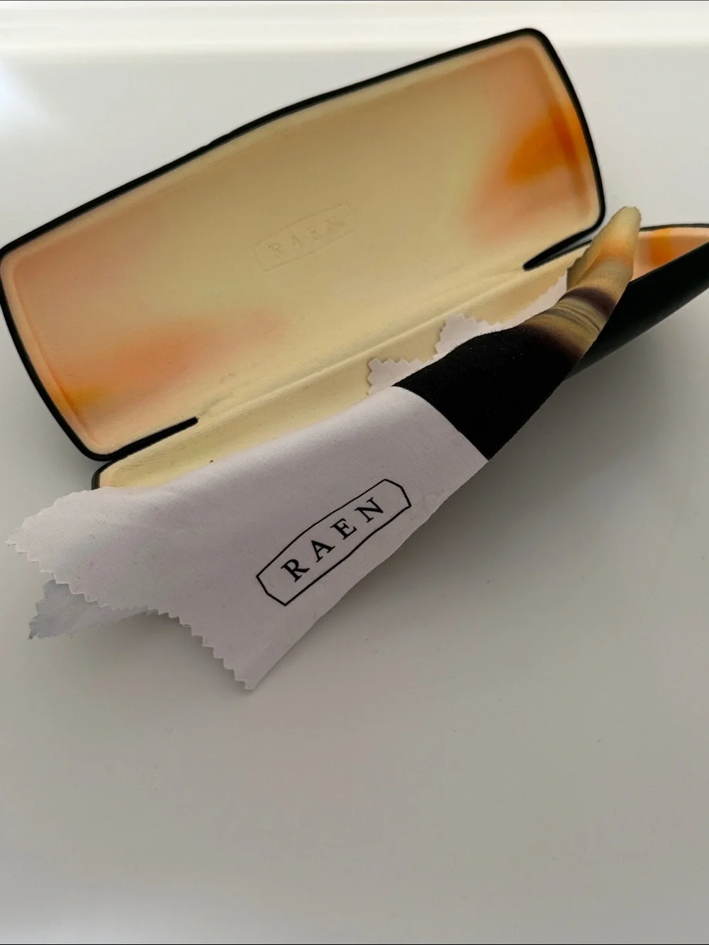 RAEN Remmy 52 Sunglasses - Honey / Green Polarized (100U161REM)